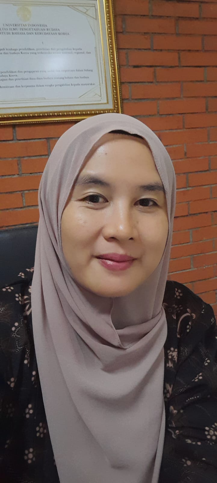 Dr. Rostineu, S.S., M.A.